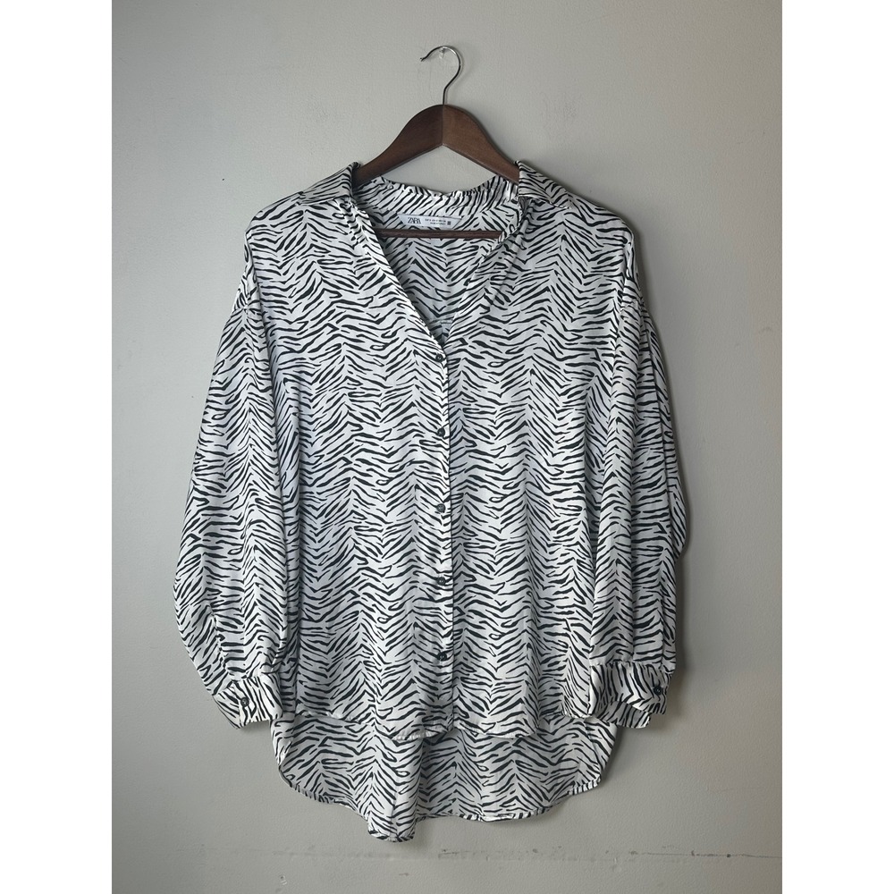 🎃 Zara Animal Print Satin Button Down Shirt Oversized Blouse Zebra Size S